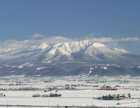 十勝岳連峰(写真提供:上川総合振興局)